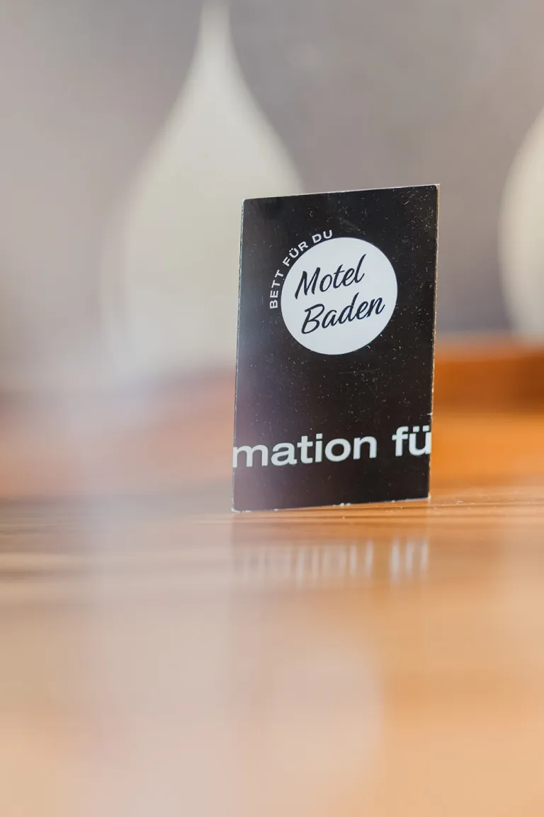 Info-Flyer „Information für DU“ im Motel Baden